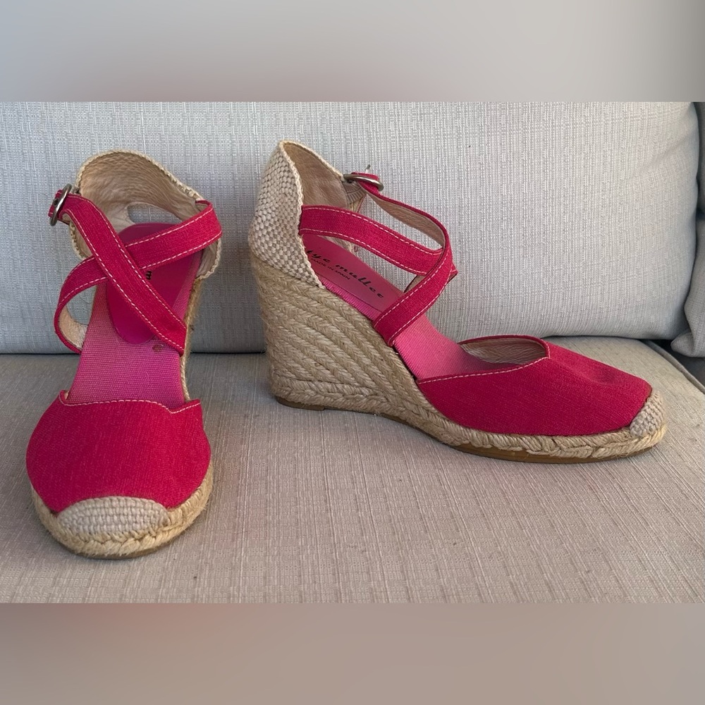 bettye muller Hot Pink Katy Espadrille Wedge Sandals, size 9.5 (EU 40)